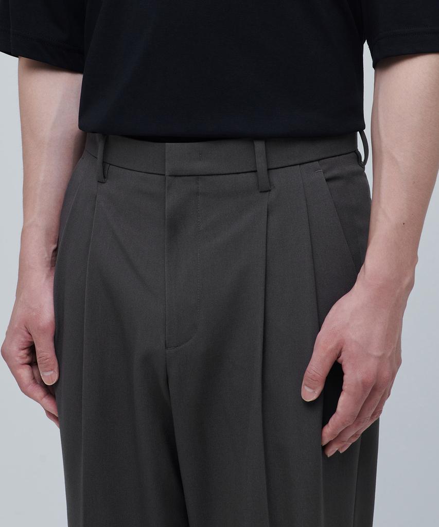 MUSINSA STANDARD Real Wide Belted Slacks [Gunmetal]