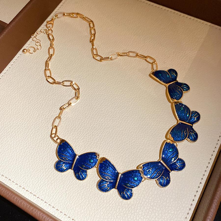 Vintage Butterfly Pendant Necklace Women Retro Style Clavicle Chain Luxury Jewelry