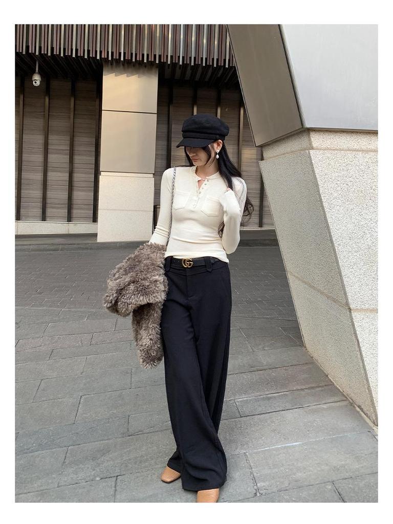 Women's Retro Henley Collar Knit Top - Autumn/Winter 2025, Waist-Cinching, Figure-Flattering, Solid Color.