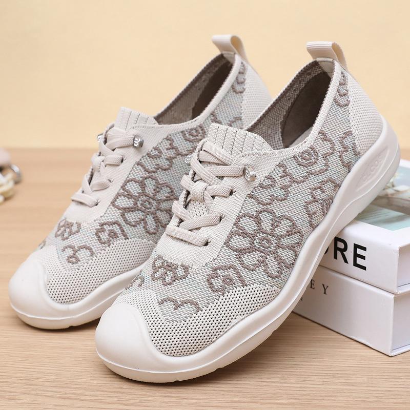 

Новые весенне-летние парусиновые туфли «Старый Пекин» для женщин, удобные и дышащие одинарные туфли, легкие и повседневные туфли для мам 35