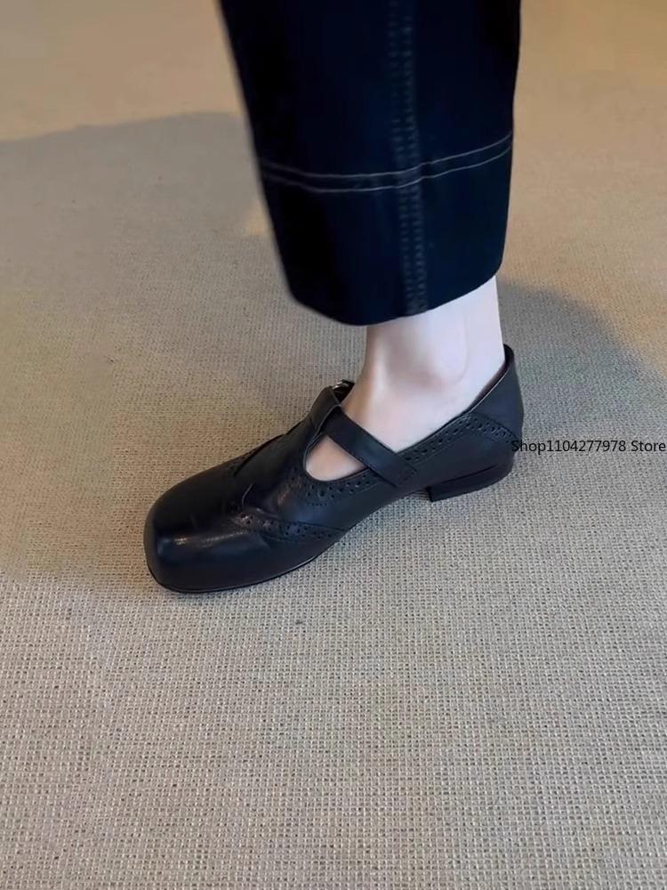 Fashion Flats Women Loafers Shoes Summer 2025 New Designer Trend Sandals Woman Fashion Shallow Casual Sport Sneakers Zapatos Mujer