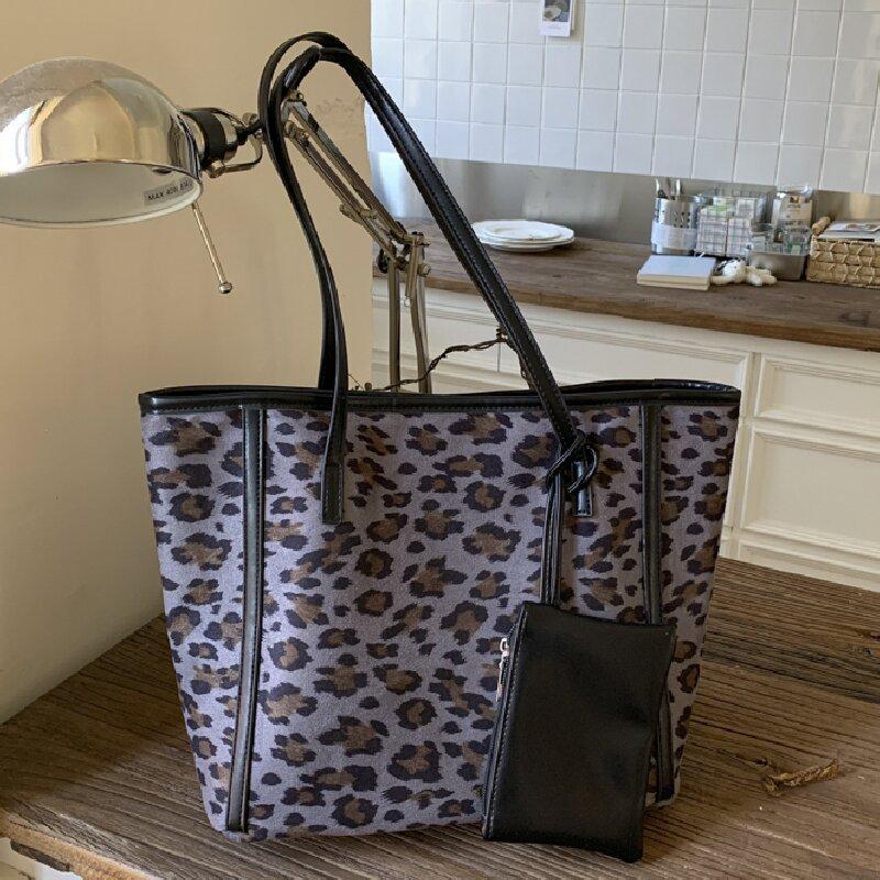 Autumn and winter large-capacity retro leopard print tote bag new fashion shoulder bag portable women's bag