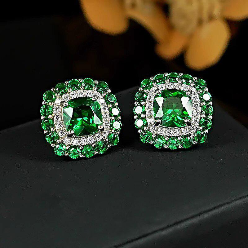 European and American Luxury Gentle Style Emerald Earrings for Women, Dazzling Square Geometric Design, Light Luxury Accessories