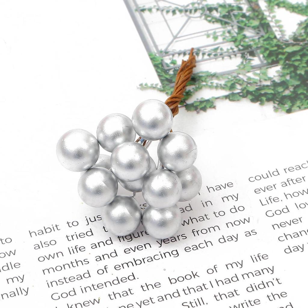 90-Piece Silver Chiffon Flower Stamens & Tinsel Berries DIY Craft Set