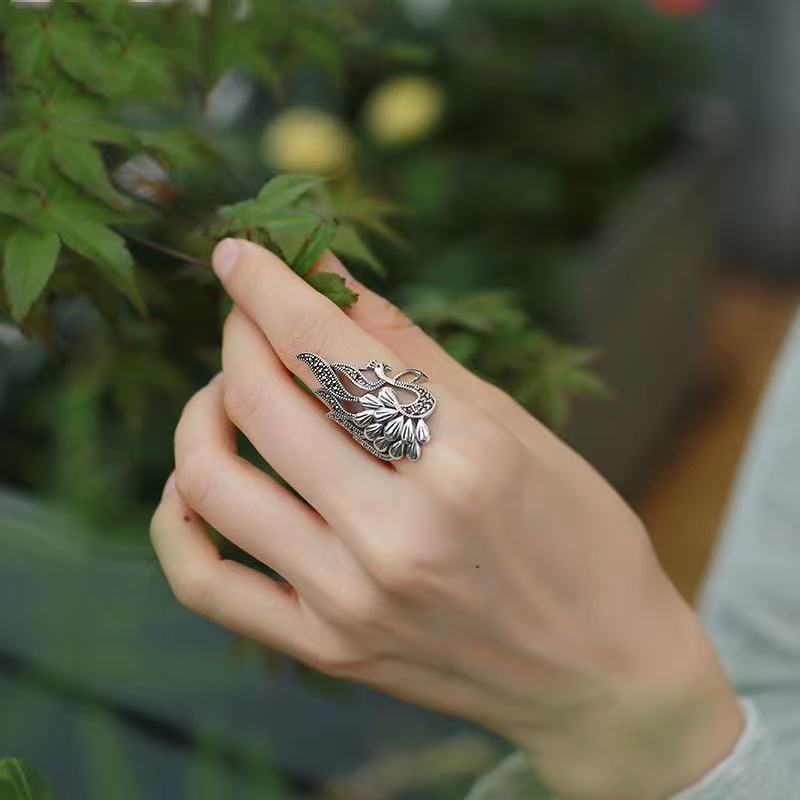European and American Retro Ring, Adjustable Peacock Hollow Open Screen Feather Jewelry