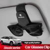 Plase și cutii – Clipsuri auto pentru ochelari