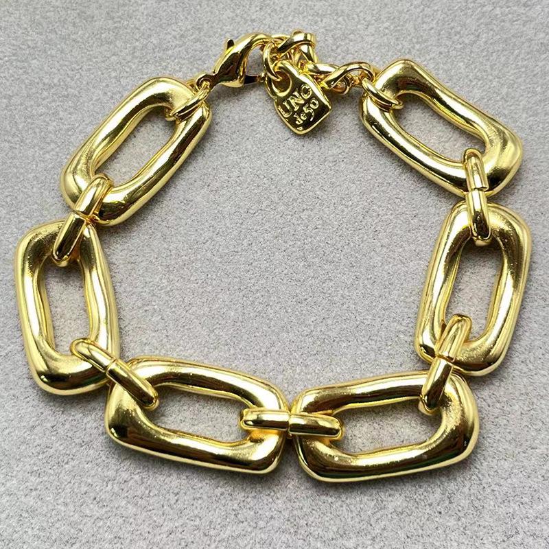 2024 UNOde50 Best-Selling Women s Romantic Beaded Luxury Bracelet