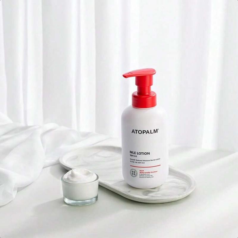 Atopalm MLE Lotion 200ml Für empfindliche Haut, 48 Stunden lange Hydratation mit Ceramiden, Lang anhaltende feuchtigkeitsspendende Babylotion