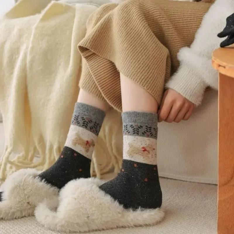 1/5pairs Plush Warm Puppy Socks Women Winter Color Block Mid Calf Soft Fluffy Fabric American Retro Cartoon Design Cozy Cotton