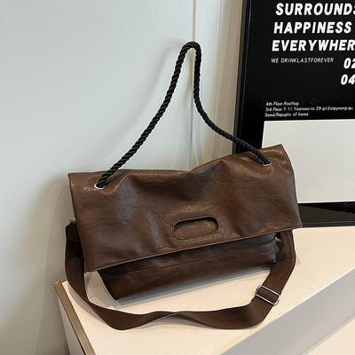 Exploding Retro Casual Large-Capacity Tote Bag Women'S Autumn And Winter Commuting Fashion Trend Shoulder Messenger Bag