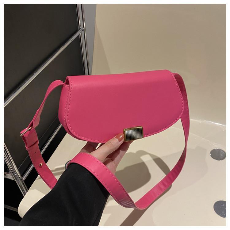 Fashionable Small Womens Saddle Bag 2024 Urban Minimalist Style Crossbody Purse роза розовый