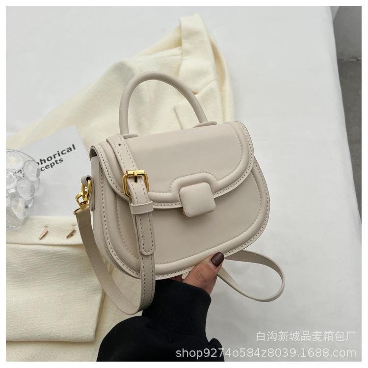 Manufacturer Small Bag Women's Bag 2025 New Trendy Fashion Messenger Bag Summer Popular Saddle Bag Handbag