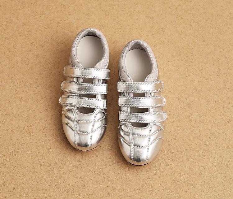 

2025 лето Мэри Джейн на мягкой подошве одинарная обувь женская на плоской подошве на липучке повседневная спортивная обувь универсальная обувь для боулинга балетки 39 серебряный