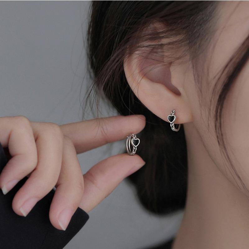 Schwarze Liebesohrringe Nischen-Design-Ohrringe Neue High-End-Ohrringe