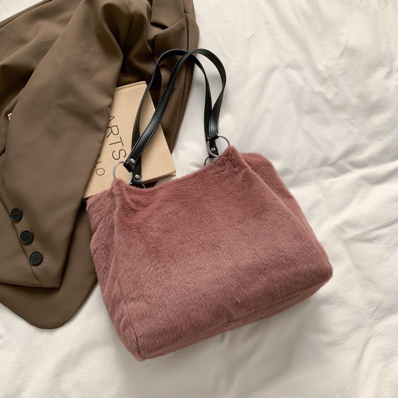 2023 Trendy Womens Fashion Large Capacity Plush Tote Bag For Casual Commutes