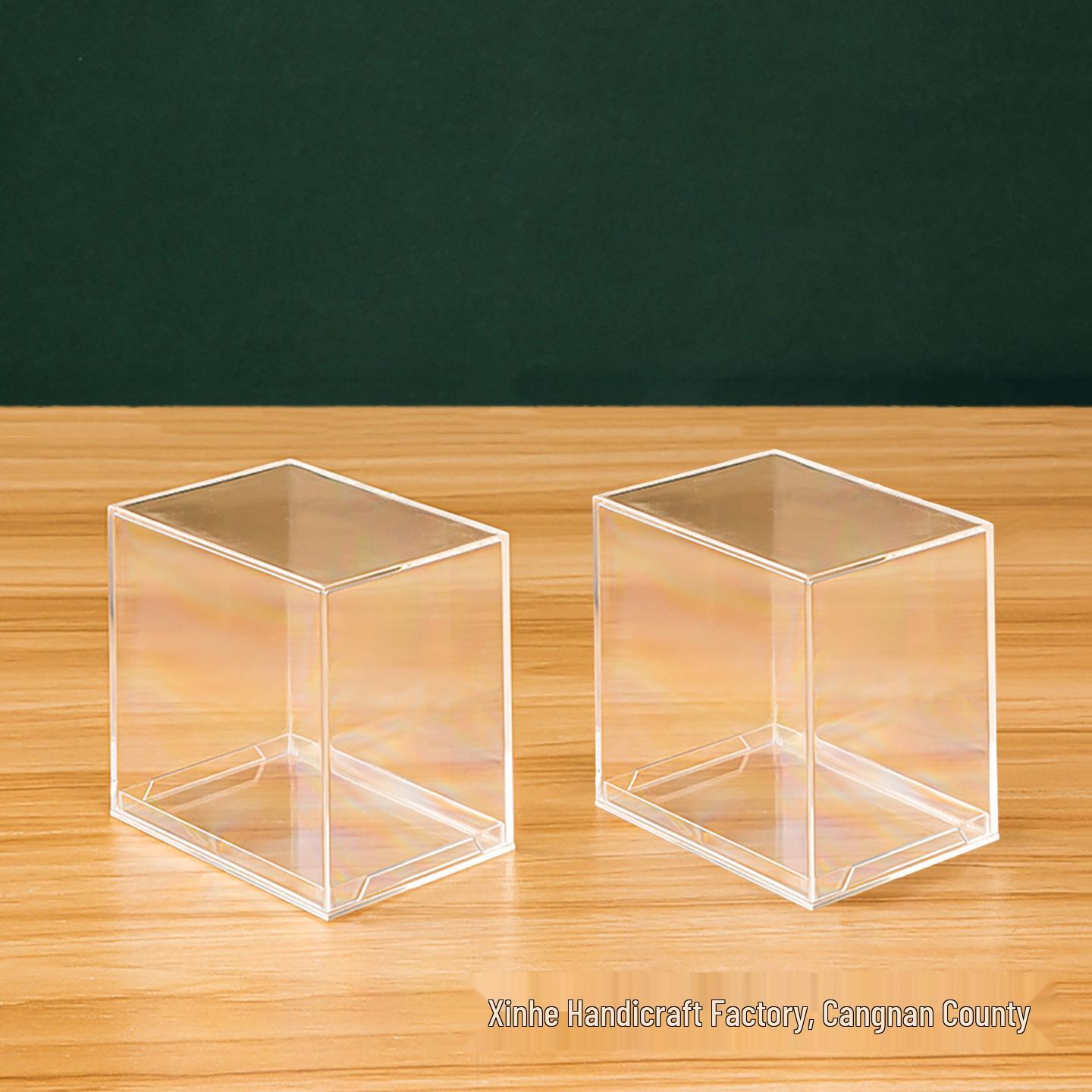 

Акриловый дисплей-кейс с крышкой для кукол, фигурок и аквариумов 10.5 x 7.5 x 10.5 cm