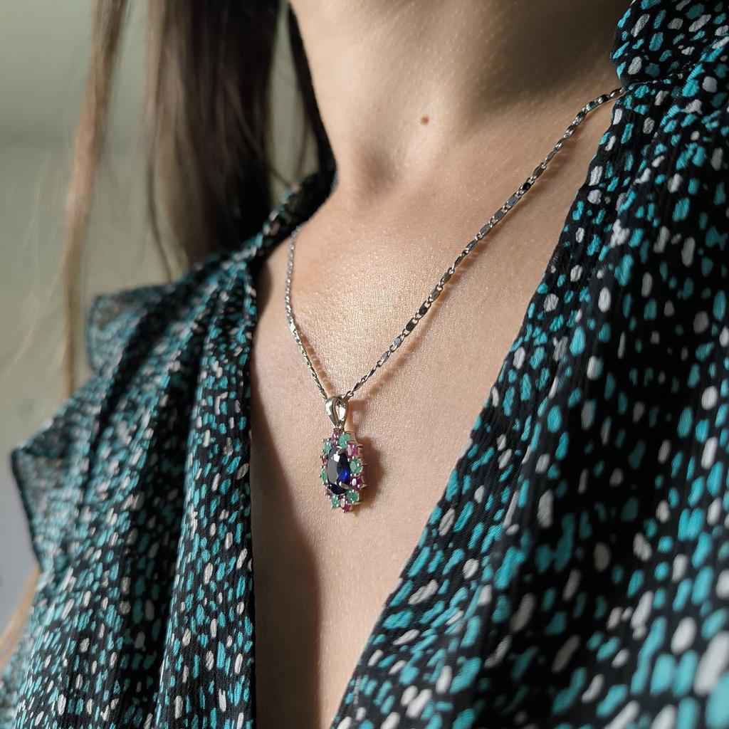 Pandantiv argintiu cu safir 4.575ct, rubin, smarald (2191087)