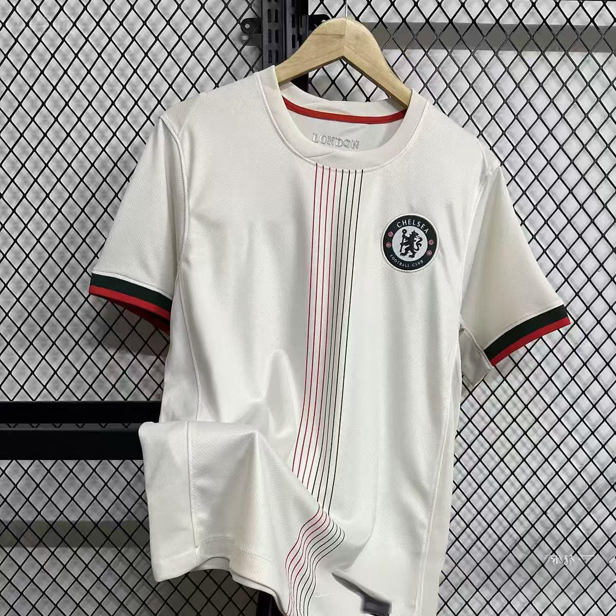 Горячая футбольная майка Футболка с коротким рукавом для болельщиков Баварии Ливерпуля Реал Мадрида Челси - Летняя коллекция S 50-60kg 1760₽