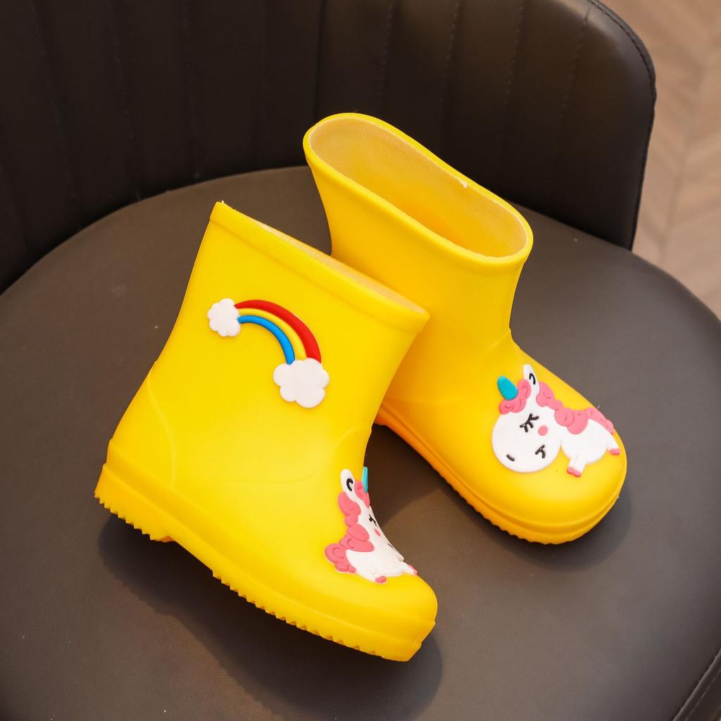 Botas de Chuva Fofas para Estudantes - Sapatos Aquáticos Estilo Desenho Animado com Resistência à Água e Antiderrapantes.