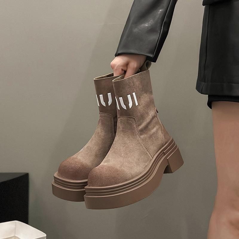 

Thick-soled retro short boots children 2025 new autumn and winter British wind locomotive Martin boots heightened thin boots rhubarb boots 40 темно-коричневого