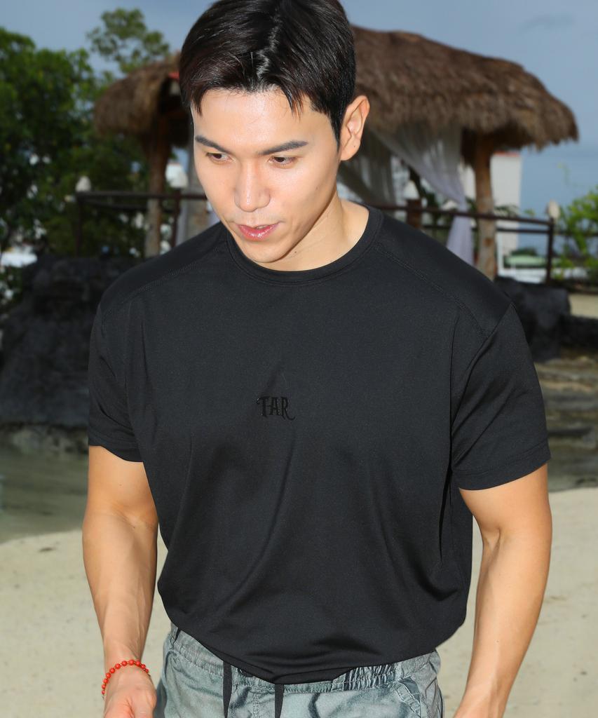 GLACK Gttar008 Muscle Fit Rash Guard (Black)