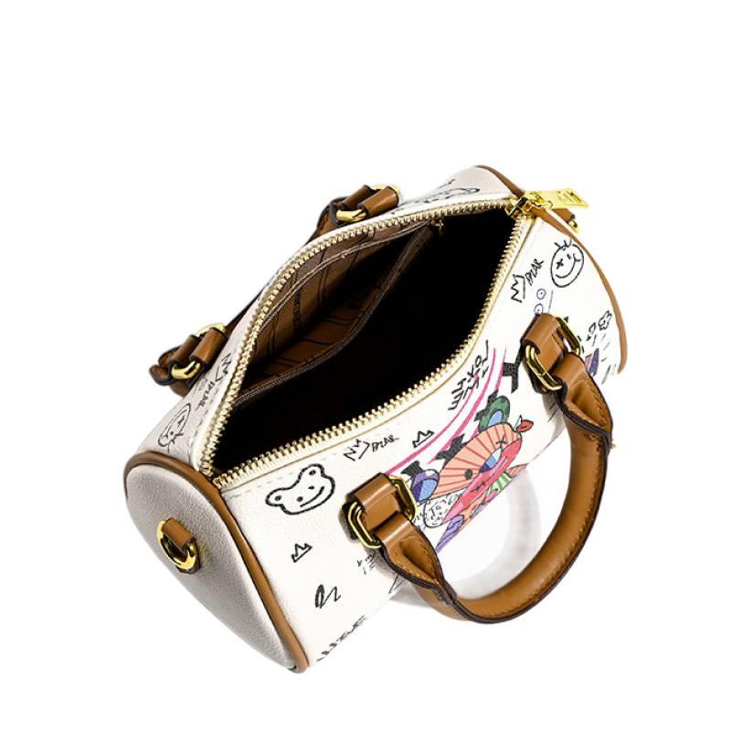 Small Cute Bear Doodle Boston Messenger Bag With Adjustable Strap Fashion White Handbag Ladies Casual Shoulder Bags Dating Purse