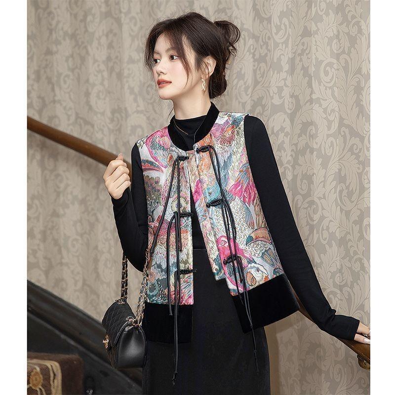 2025 autumn new women's retro contrasting color temperament vest round neck disc buckle high-end commuter vest