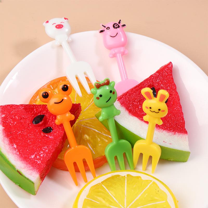Cartoon Animal Fruit Fork Cupcake Decoration Food Bento Decoration Color Style Toothpicks Accessories Dessert Tools