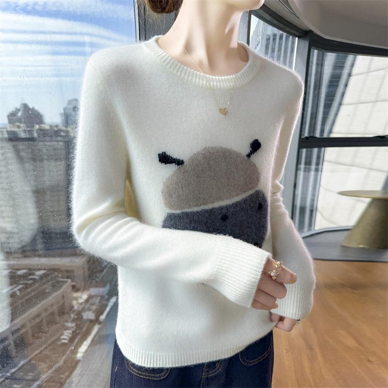 Elegant Gray Knit Women's Sweater: 2026 Autumn/Winter Base Layer - Trending Style, Season's Must-Have Top