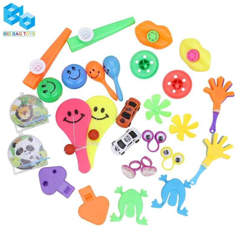 100 Pcs Novelty Toys Kids Party Favor Box Toys Birthday in Color Box