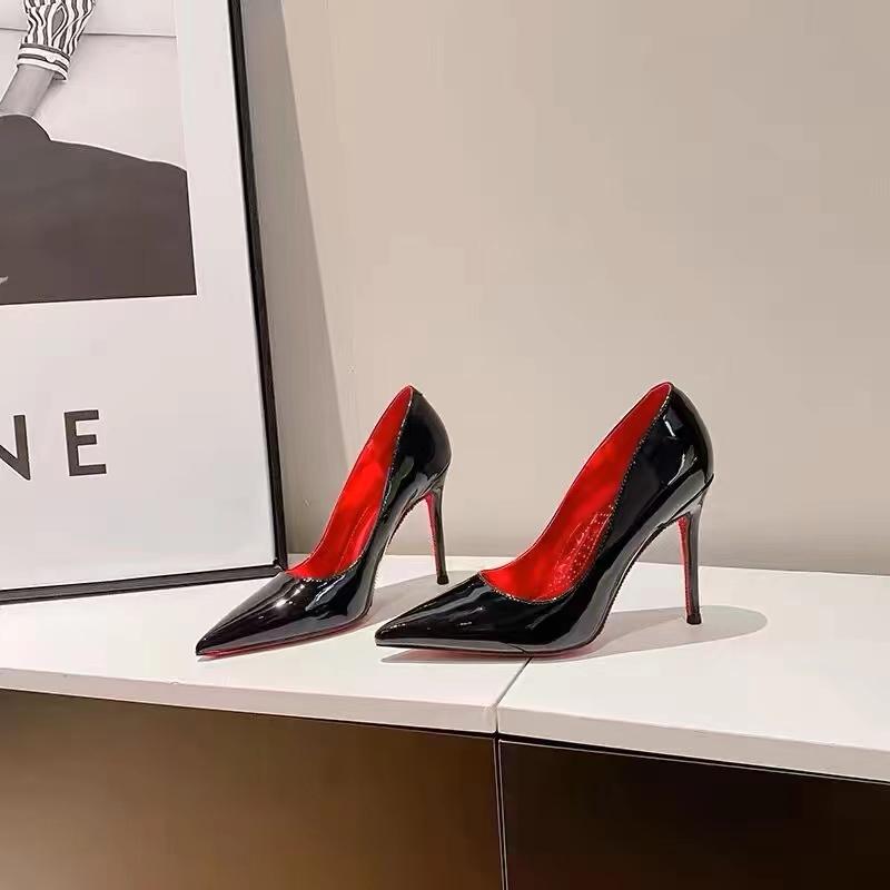 Kamínkové vysoké podpatky dámské štíhlé podpatky nové ohromující a sexy svatební boty černé lakované špičaté lodičky vysoké podpatky