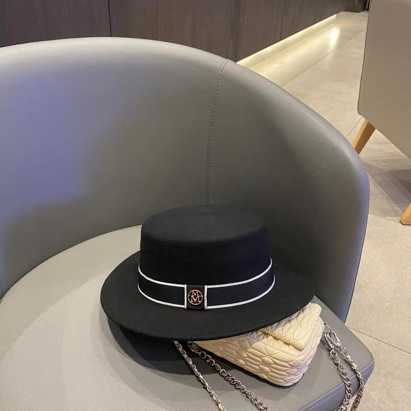 

Wool top hat female autumn and winter celebrity style M standard French retro flat top small basin hat temperament versatile fashion hat Adjustable чёрный