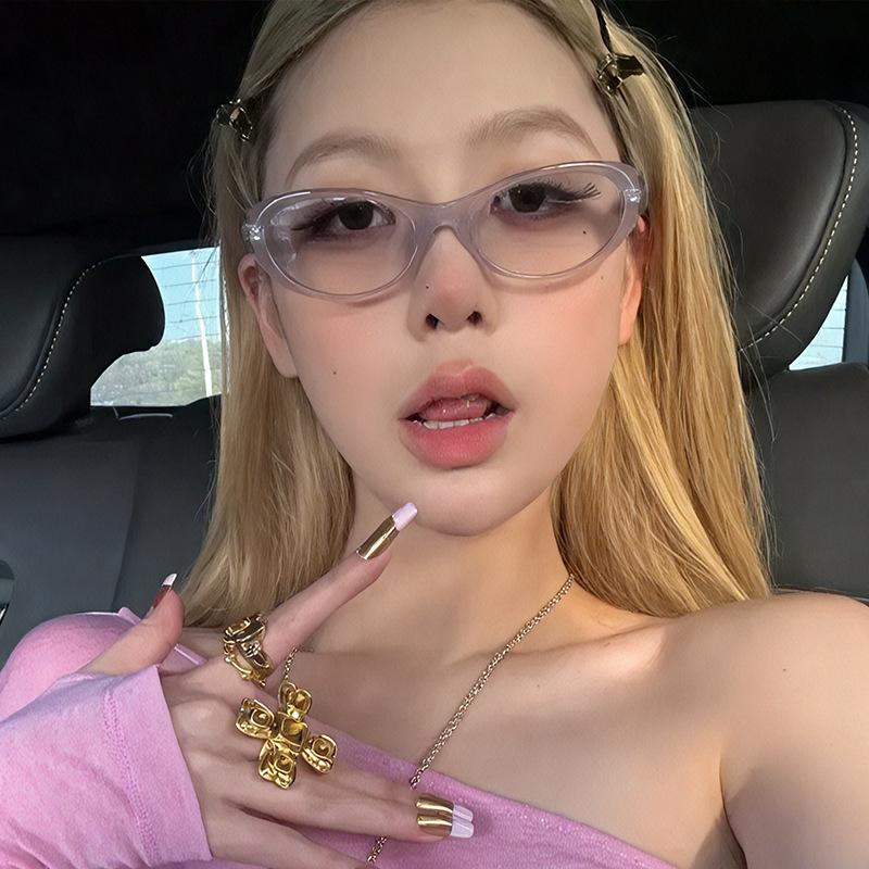 Korean Style Sunglasses for Women Fashion Stylish Decorative Sun Glasses Woman Campus Style Female Sun Glass