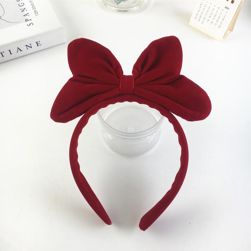 

Большая повязка на голову с красным бархатным бантом - Праздничный аксессуар для волос для Рождества, Нового года и празднования дня рождения.