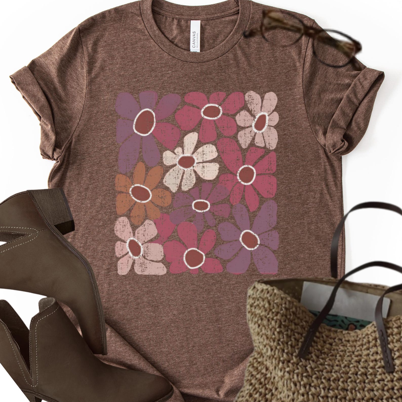 Mod Daisy T-Shirt: Botanical Wildflower Tee, gift, cotton, S-4XL L