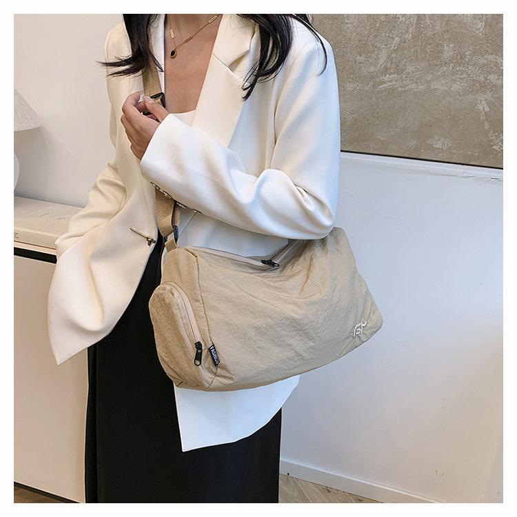 Korean Style Lightweight Nylon Tote Bag for Women 2026 New Fashionable Large Capacity Shoulder Crossbody Purse