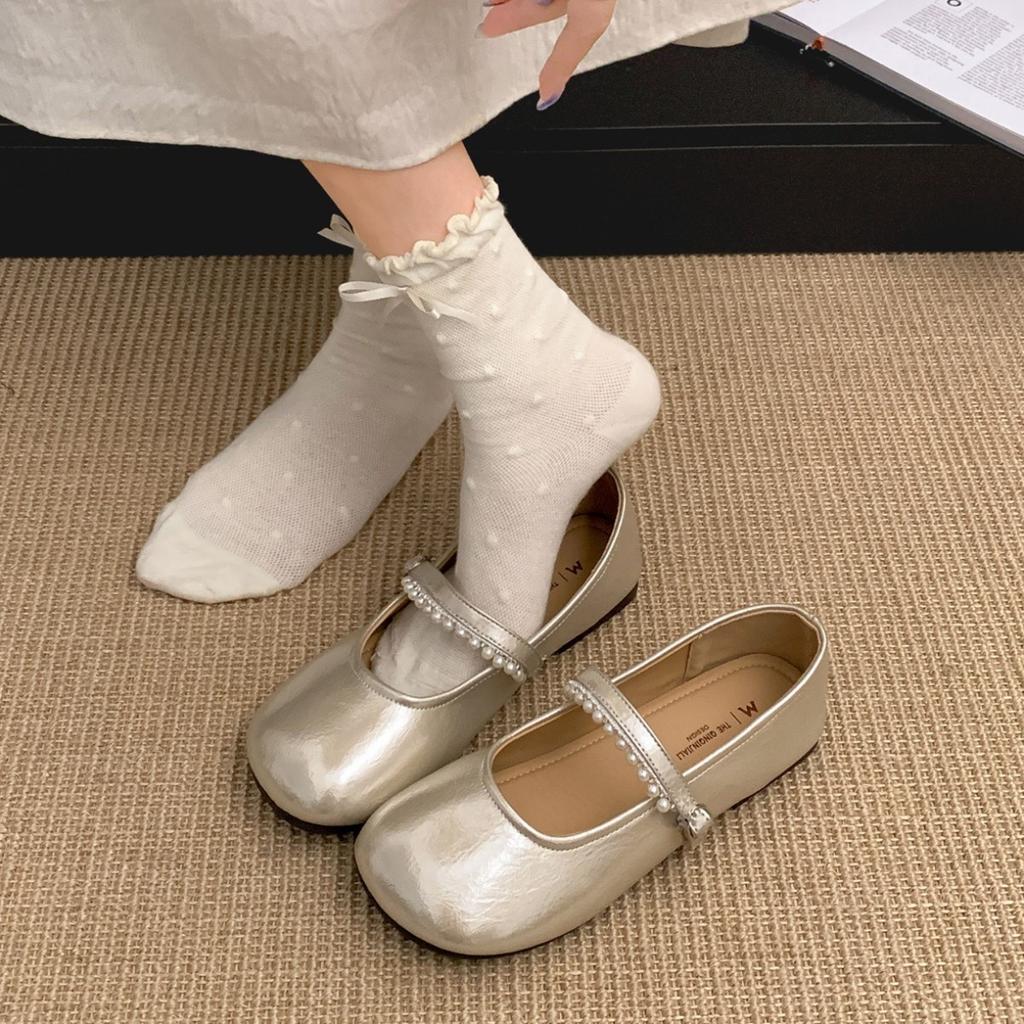 Fashion versatile retro French flat bottom shallow mouth single shoes women's summer 2025 new inner height increase skirt Mary Jane shoes