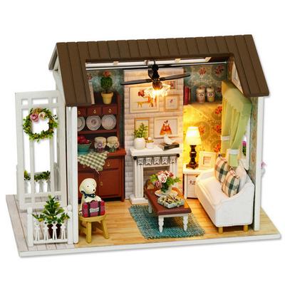 Bonecas e peluches – Casas de bonecas e acessórios