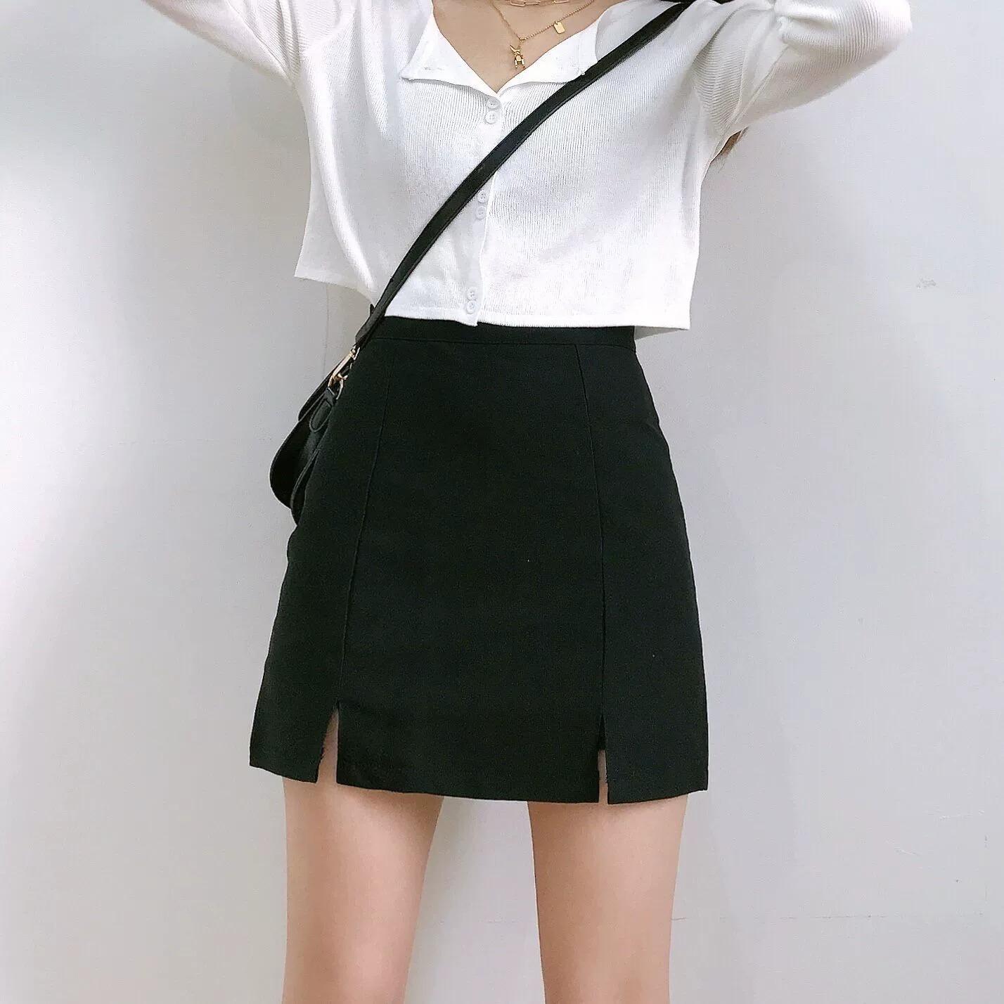 

Мини-юбка А-силуэта с завышенной талией и разрезом - Размер XXS, рост 150 см, универсальная для весны/лета L чёрный