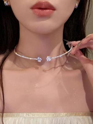 Minimalist Zircon Choker Necklace Open Collar Adjustable Design Lightweight Metal Alloy Chain Stylish Heart Shape Pendant Jewelry for Women