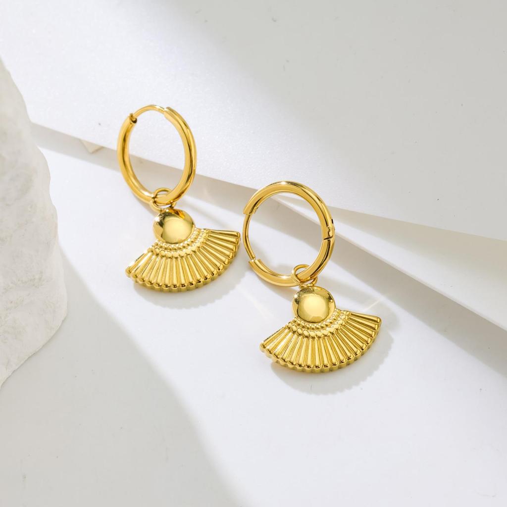 Fashion Personalized Design Fan Earrings Femininity Popular Simple Titanium Steel Earrings Do Not Fade Versatile