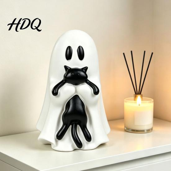 Halloween Ghost And Black Cat Figurine Ornament Hugging A Sculpture Cute Resin Ornament for Home Decor Unique Figurine Bedroom Entrance Display