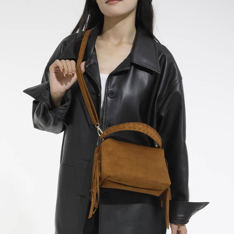 Retro High-end Texture Women's Bag, Retro Fashionable and Elegant Fringed Handbag, Crossbody Bag