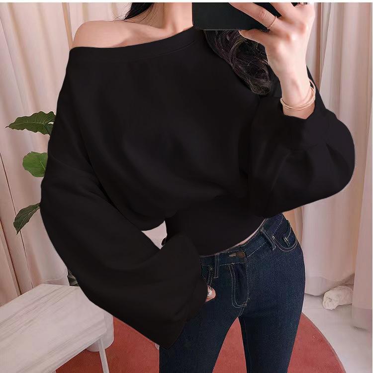 

Футболка с длинным рукавом и рукавами «летучая мышь» с наклонным вырезом одной длины для женщин, однотонный повседневный топ с разрезом снизу для женщин One size чёрный