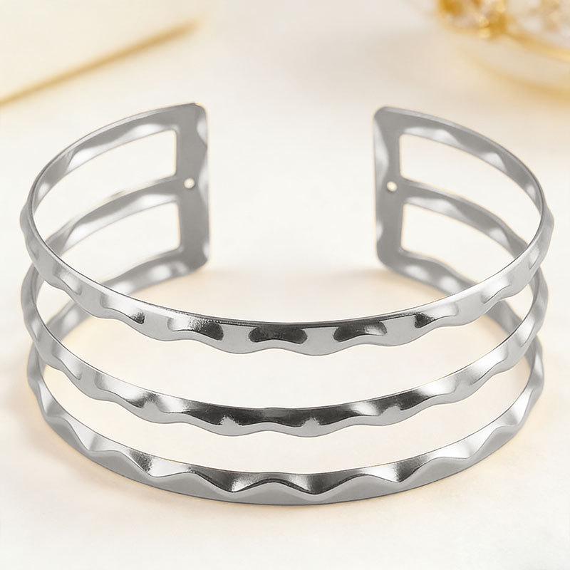 European and American Cross-Border Bestseller: Adjustable Hollow Triple-Layer Corrugated Bracelet