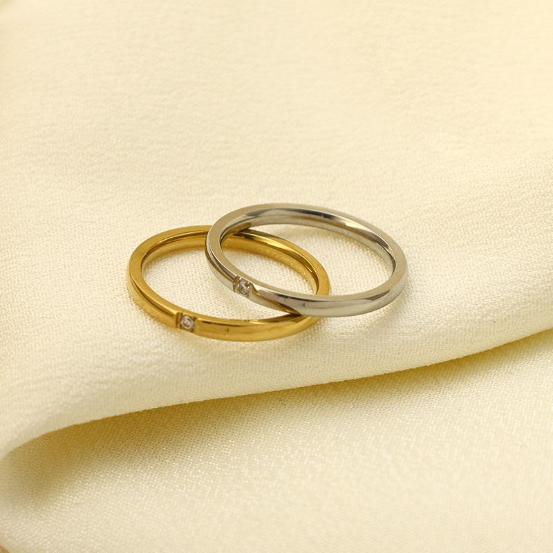 Vielseitiger Heißer Titanstahl 18K Vergoldet 316 Beliebter Ring Zirkon Paar Ehering Edelstahl Trendiger Schmuck Damen