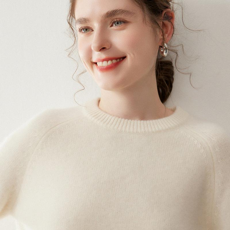 Women's Round Neck Cashmere Sweater - Thick, Soft, Versatile Pullover for Autumn & Winter