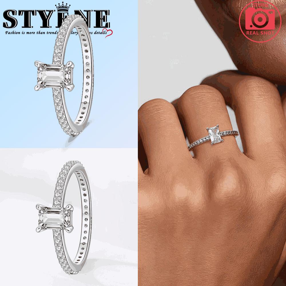 

Copper Metal Three-leaf Crest White Square Zirconia Ring Women s Anniversary Perfect Gift Engagement Rings Designed For Women Mens High Quality Fine 9