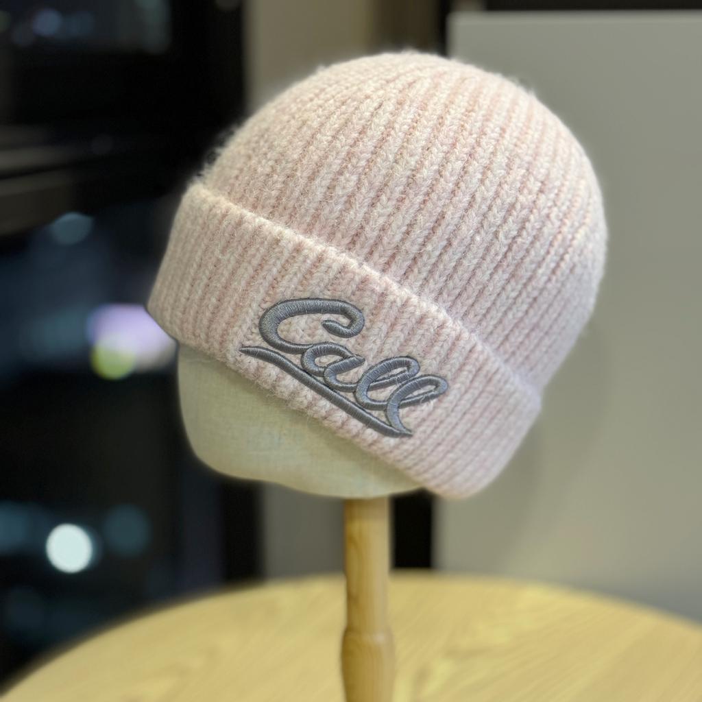 New Embroidered Letter Knitted Hat for Women Autumn and Winter Street Warm Woolen Hat for Students Thickened Ear Protection Hood Cold Hat