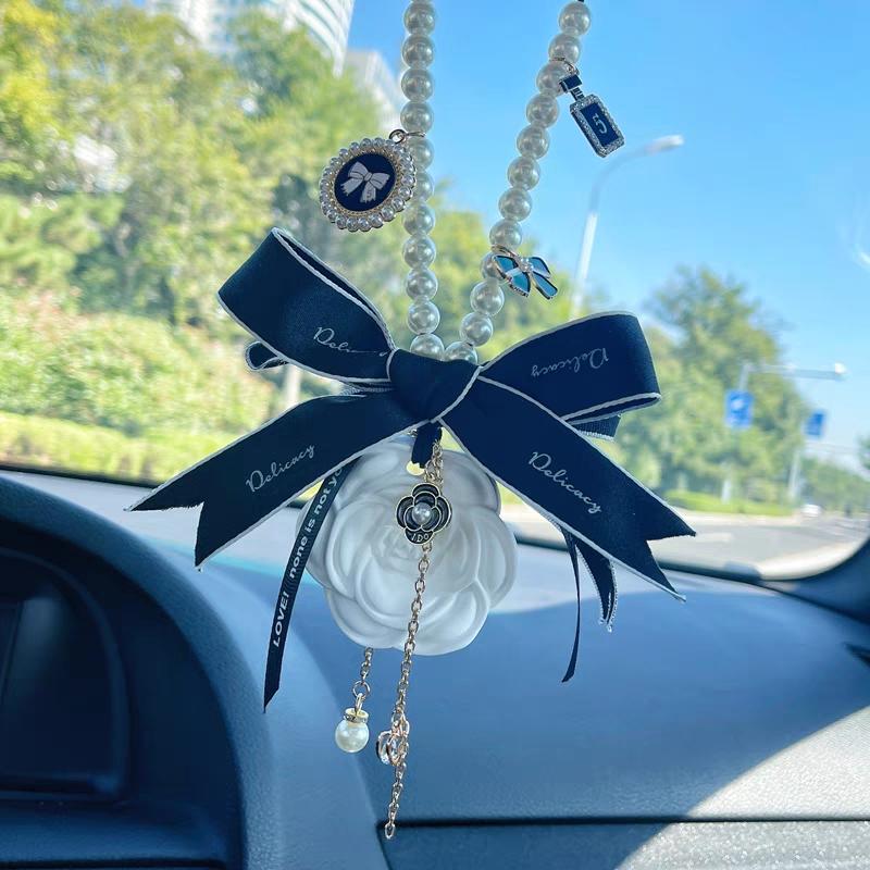 Pearl Camellia Flower Tassel Car Pendant Gypsum Aromatherapy Auto Rearview Mirror Hanging Ornaments Decoration Accessories Girls